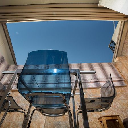 Cosy Apartment With Terrace Near Metro Station أثينا المظهر الخارجي الصورة
